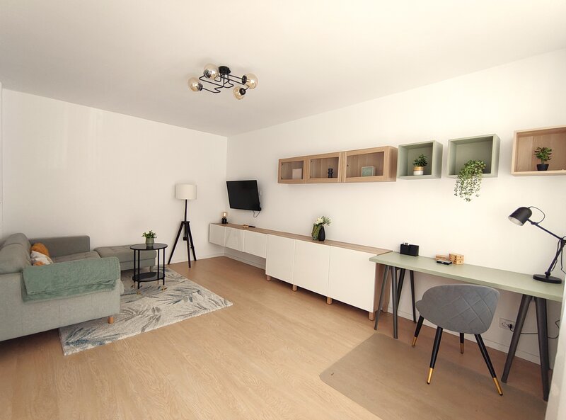 Lujerului, Militari,